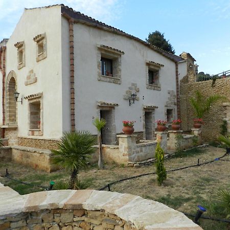 Hostal Casale Del Golfo Castellammare del Golfo Exterior foto